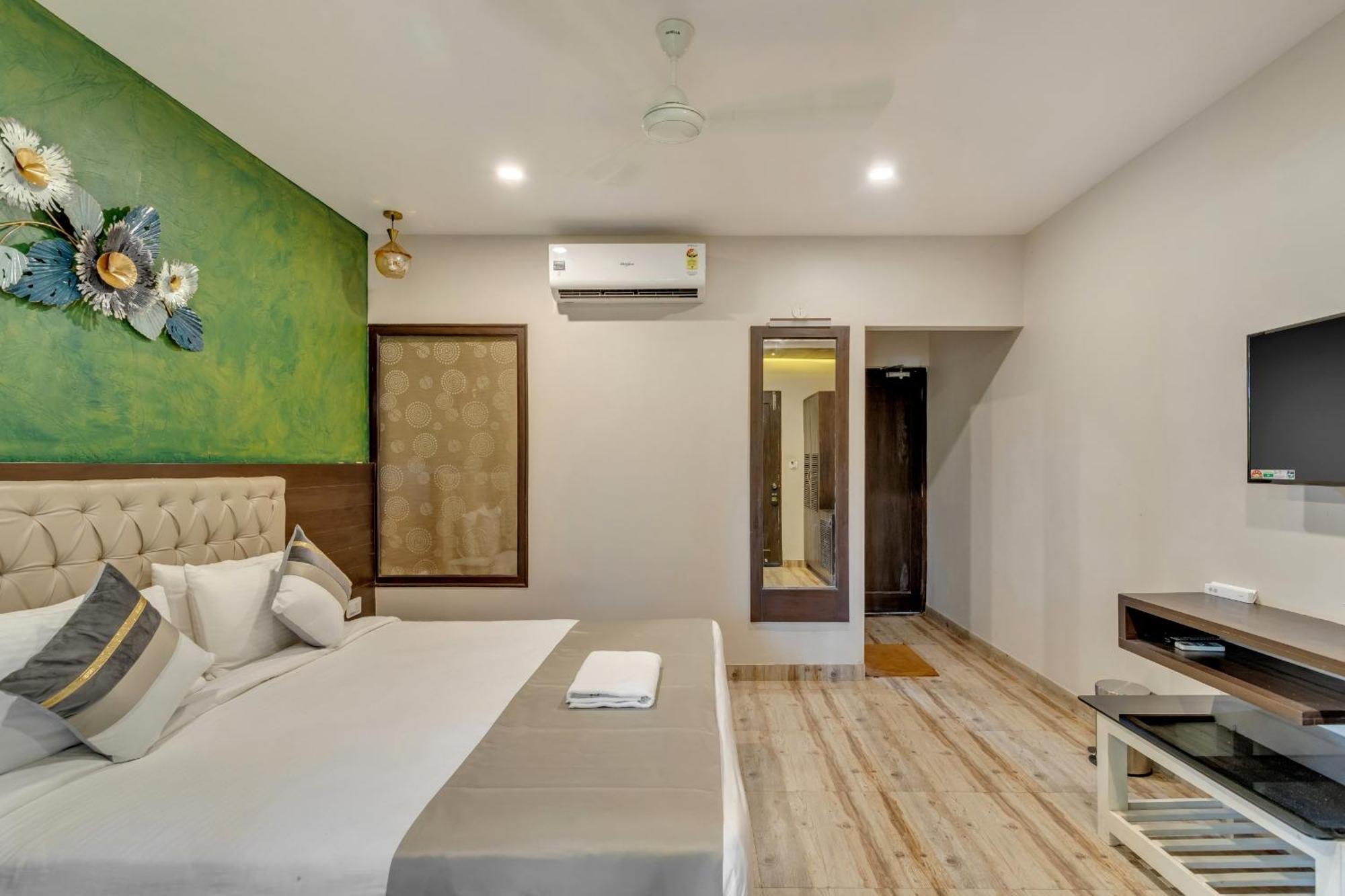 Skon Morjim Beach Resort By Orion Hotels Exterior photo